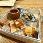 むろまち 加地 - 八寸。これだけで終わりそうなぐらいの完成度。