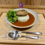 CARAMON asakura - 「落ちない石」のハンバーグ乗せ！無敵の宗滴カレー