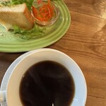 La theiere - Crab, Tuna, and Avocado Sandwich with Coffee
