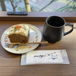 COMFORT Stand - キャロットケーキセット