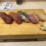 鮨とラーメン うおがしや 野毛 - 