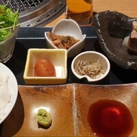 柳橋焼にく わにく - 