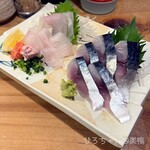 魚のうまい店 ひろちゃん - カワハギ刺し（肝付き）＆〆サバ
