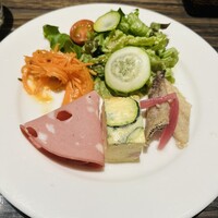 grigio la tavola - 