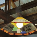 コメダ珈琲店 - 大樹寺店にある、特別なランプカバーその①です。