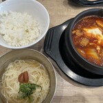 牛角焼肉食堂 - ご飯小盛りです