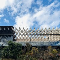 ミクニ伊豆高原 - ダイヤモンド形の隈研吾氏の設計
