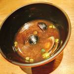奥新 鮨屋のうおきん - しじみの味噌汁