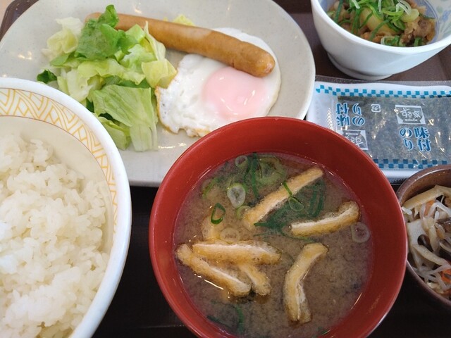 すき家 105号北秋田店 - 鷹巣（牛丼）の写真
