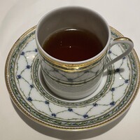 シェ・イノ - 