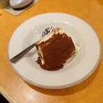 サイゼリヤ - ■ ティラミス クラシコ、300円