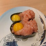 すし江戸 - うずら鉄火