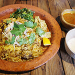 スパイスカフェ - ビリヤニセット(1500円) チキンビリヤニ、ラッサム、ライタ、えのきピクルス