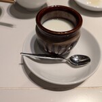 横浜中華街 薬膳火鍋 大草原 - 