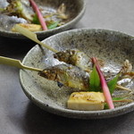 Ootsu Uochuu - 懐石コース料理の１品「鮎の塩焼き」