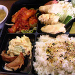 翠龍苑 - 670円でアツアツのボリュームたっぷりなランチが食べられます。土曜もOK。美味しいです。