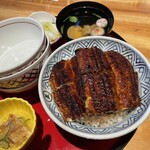 炭焼うな富士 - 