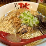 麺屋 だいくう - 博多中華そば680円（大盛りなので780円）！