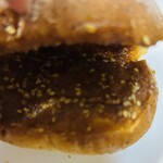 もりの下のパン店 - 中身