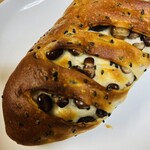 もりの下のパン店 - ミルクセサミ大納言