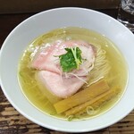 らあめん サンド - 比内地鶏とシャモロックの塩らあめん