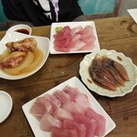 川かみ鮮魚 魚坊 - 