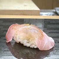 鮨と天草大王 天音 - ◆白甘鯛・・高級魚。甘鯛の良さを凝縮した品で、食感もいいこと。