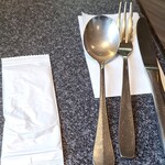 ロビン - カテラリー