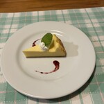 ペンションあすか - チーズケーキ、コーヒーor紅茶