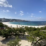 白良荘グランドホテル - チェックアウト前の白良浜なのだ。天気が良いとテンションも上がるのだ。