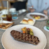 MIDO RESTAURANT PIC NIKA - 