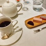 フランス料理研究室 アンフィクレス - 