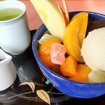 ミルクホール モカ - 果物寒天たくさん！クリームあんみつ　￥600の破格