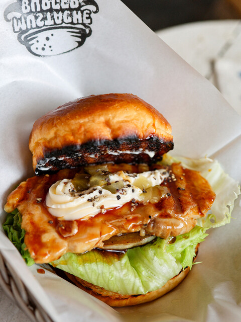 Mustache Burger 浜吉田 | こだわりハンバーガー専門店