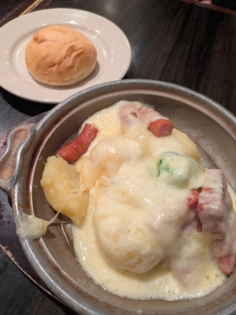 花畑牧場 RACLETTE ~ラクレットチーズ専門店~ 新千歳空港店 花畑牧場 RACLETTE ~ラクレットチーズ専門店~ 新千歳空港店