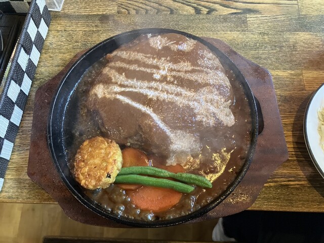 ステーキセンター 昭和町西条店 （Steak Center） - 国母/ステーキ