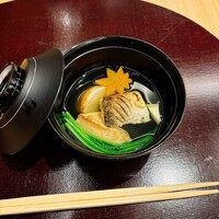 日本料理 彩羽 - お椀