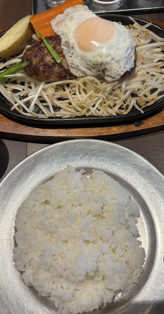 ビフテキ屋 うえすたん 有田店 - 次郎丸/ステーキ | 食べログ