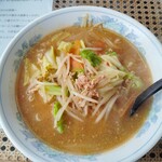 山忠 - 味噌ラーメン 800円