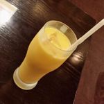 アーンドラ・ダイニング - マンゴーラッシー