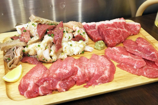 Kobe Yakiniku Kanteki Sangenjaya Honten photo 2