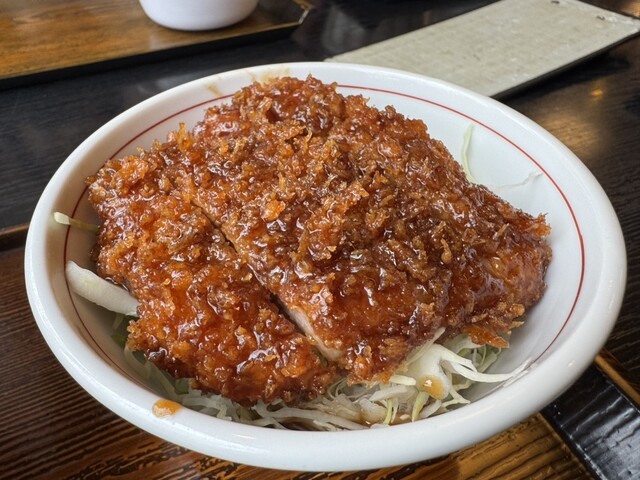 鶴ヶ城会館 - 西若松（レストラン）の写真