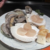 鉄板焼き 七里ガ浜 - ホタテと鮑