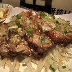 モダン空間 ・ 京紅地鶏刺し・クラフトビール 呑衆ノ鶏 - 