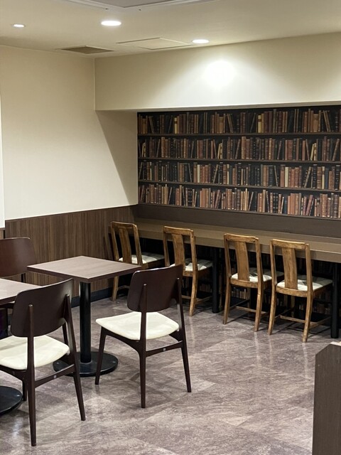 Holly's Cafe Kawaramachi Chuo Guchi Ten photo 4