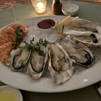 37 Steakhouse & Bar - 