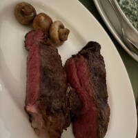 37 Steakhouse & Bar - 