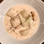 タイニーカフェ - 蕪のクリーム煮
