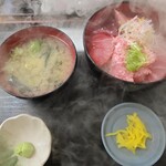 みなと市場 小松鮪専門店 - 