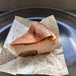 お菓子のじかん ルシエン - マロンバスクチーズケーキ